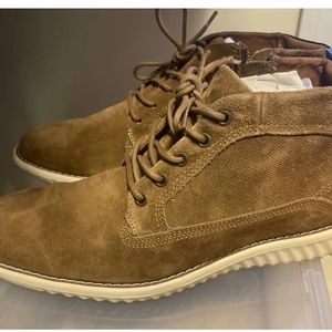 Steve Madden chukkas